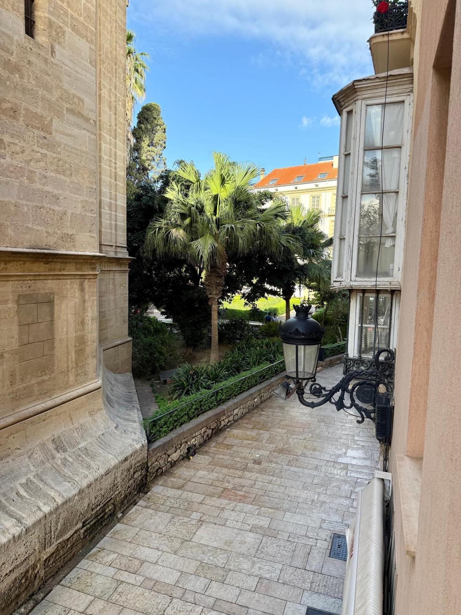 Apartamento Catedral A Малага Екстер'єр фото